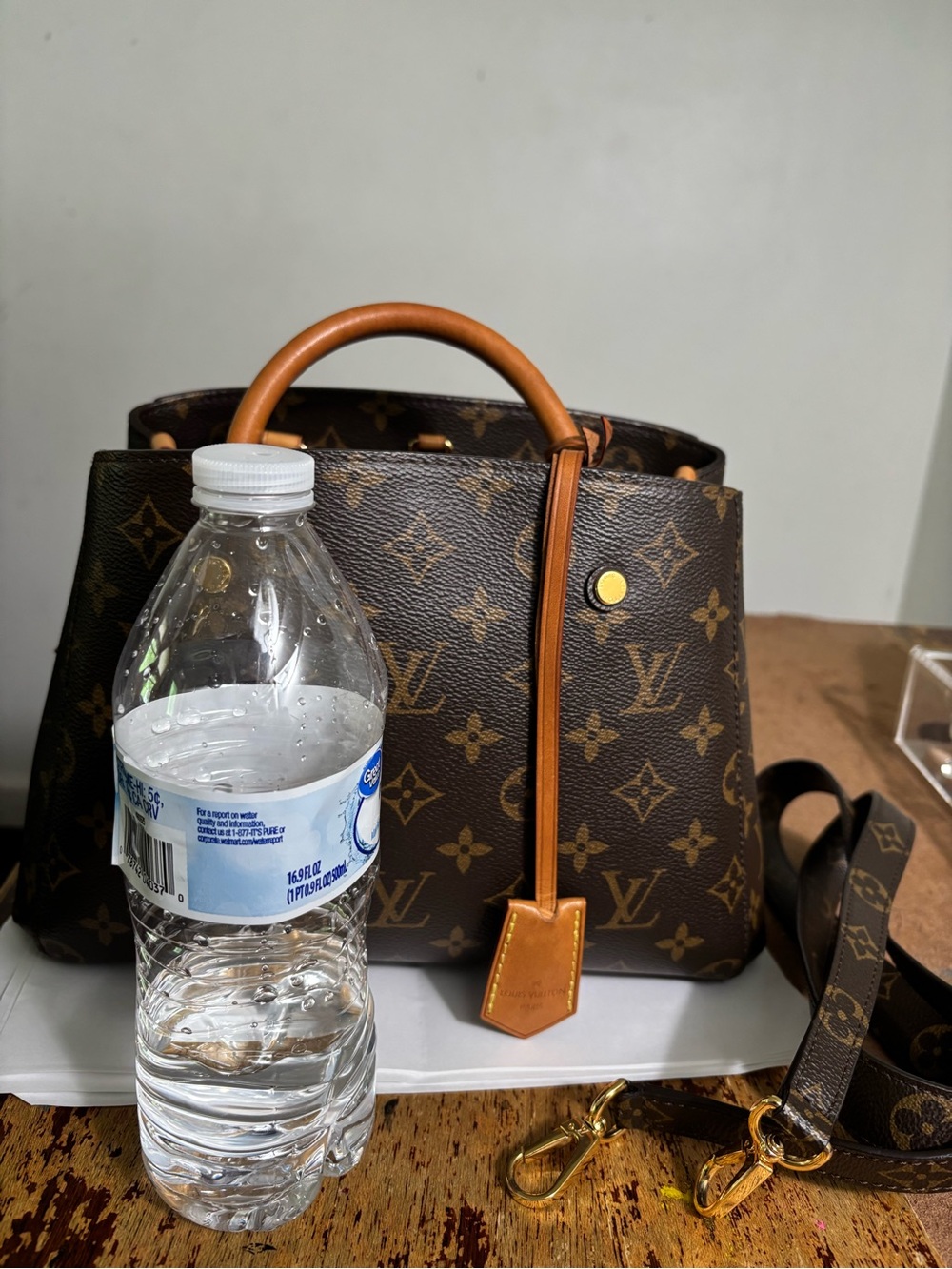 Louis Vuitton Monogram
Montaigne BB Shoulder Bag